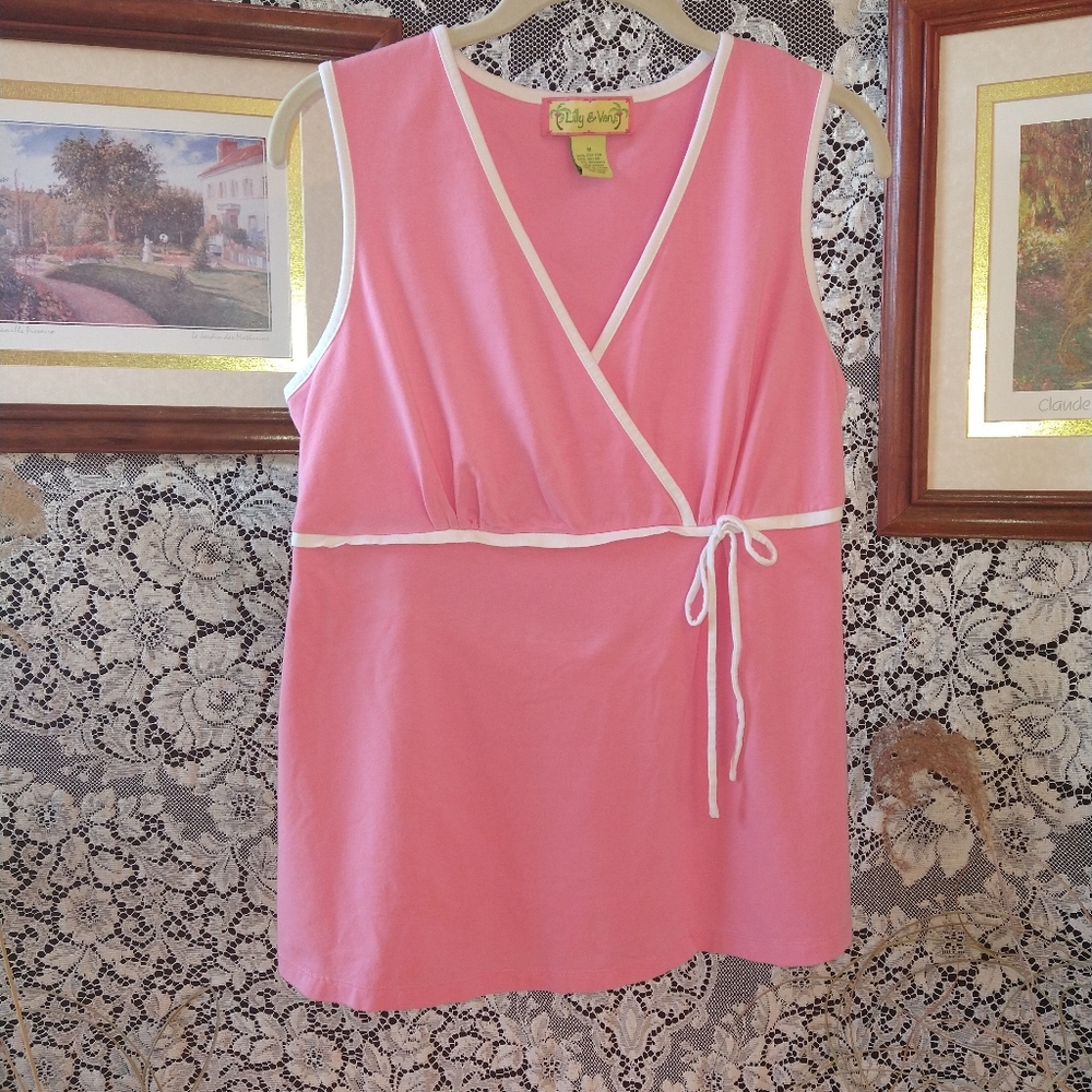 Lilly & Van pink with white trim tunic top wrap style sleeveless with tie